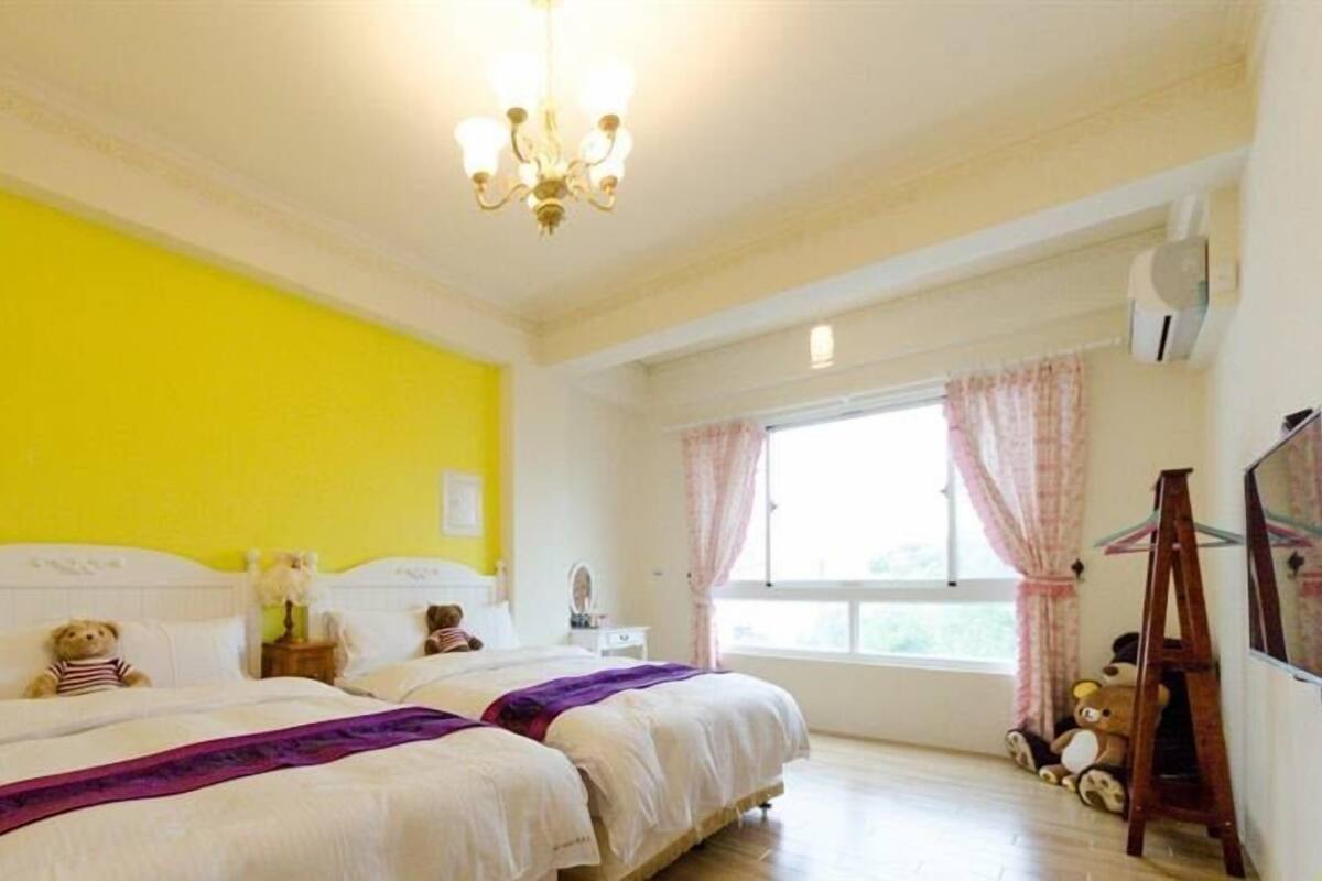 5 habitaciones, escritorio, cortinas blackout y wifi gratis 
