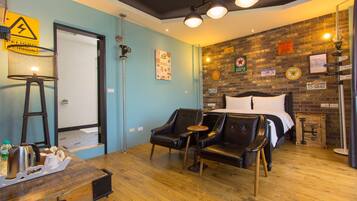 Cubrecamas, decoración personalizada y muebles diferentes