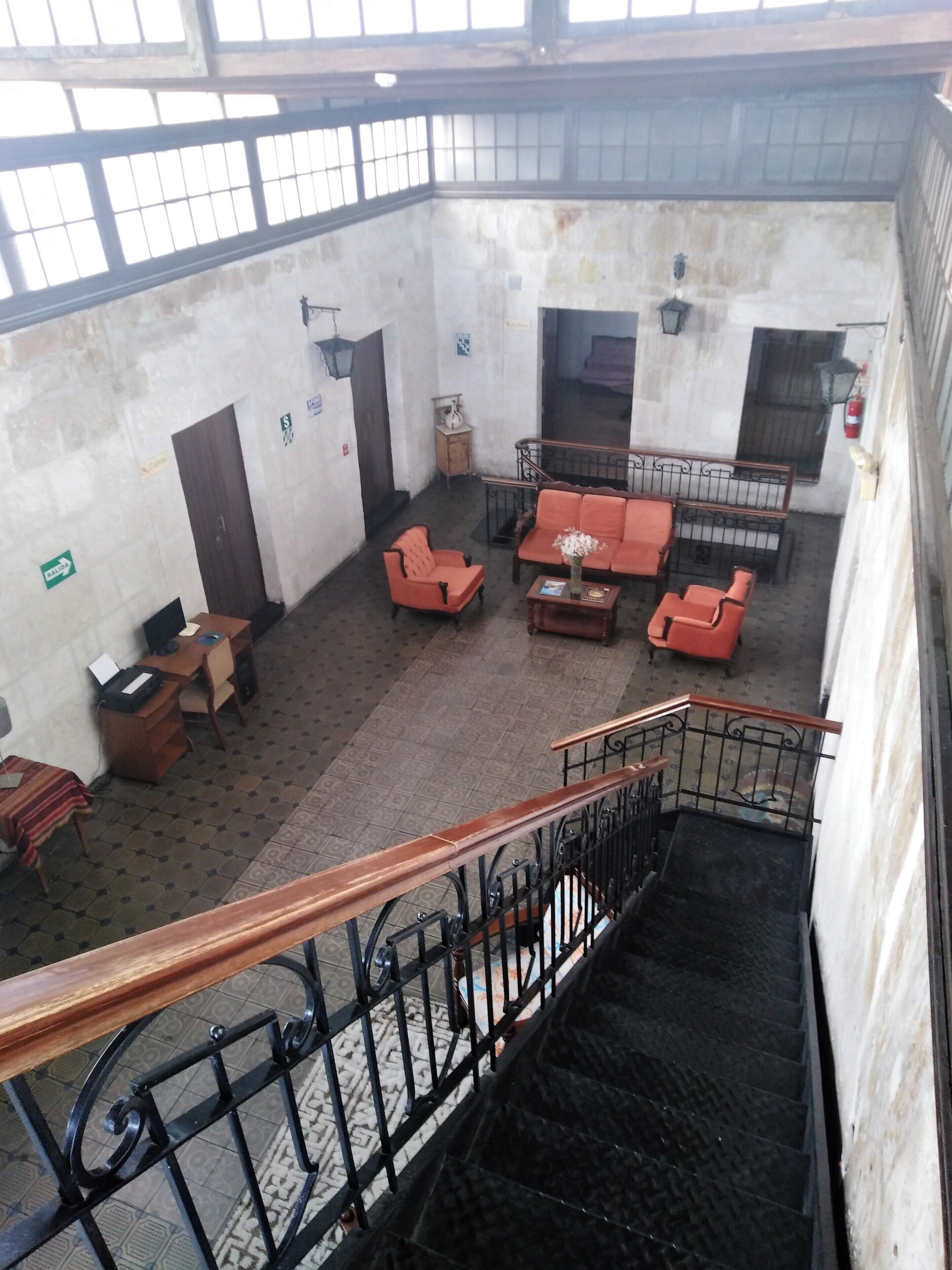 32-inch flat-screen TV with cable channels, TV