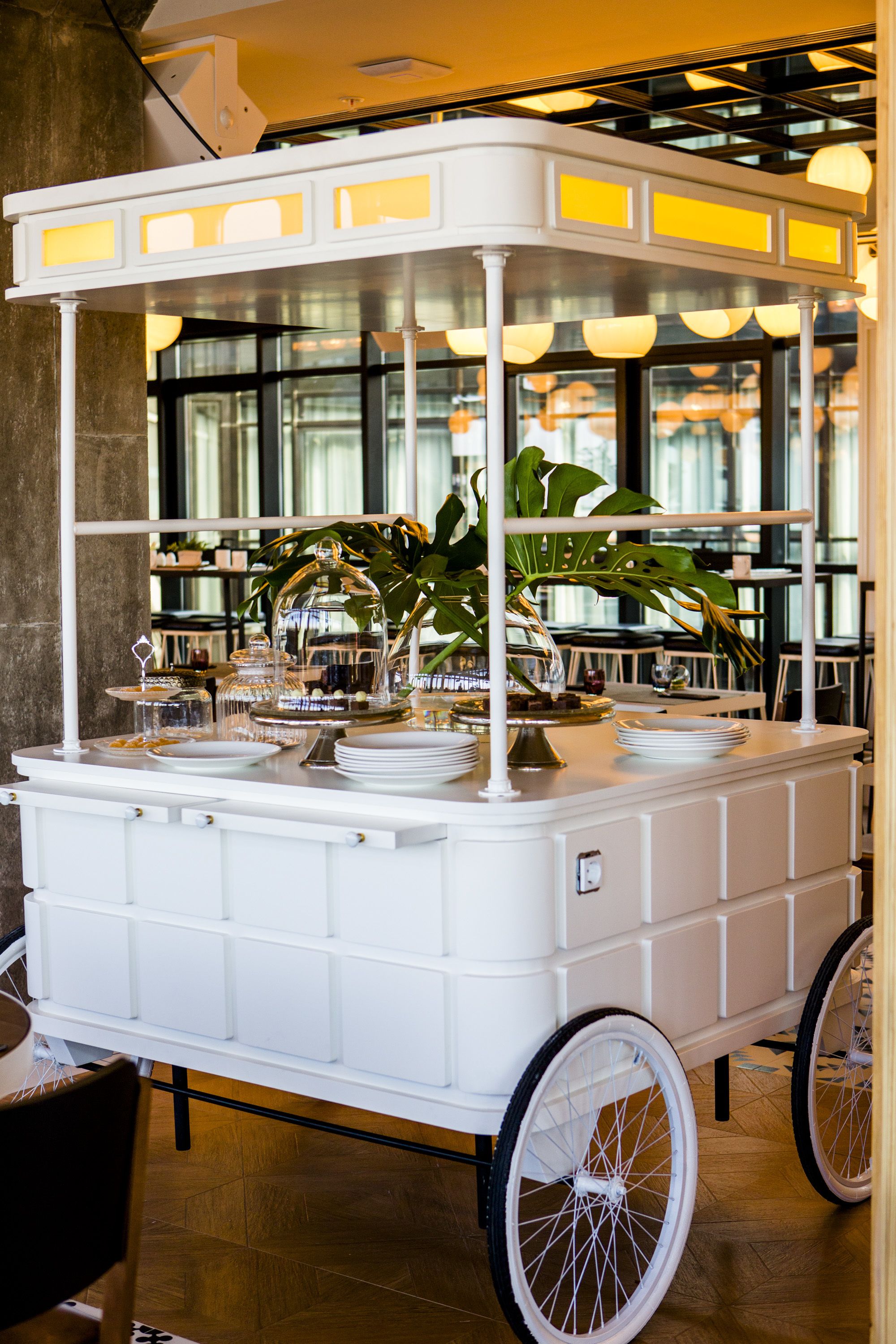 breakfast, lunch, dinner served; mediterranean cuisine