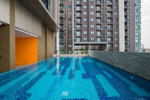 Outdoor pool, open 7:00 AM to 10:00 PM, sun loungers - Best Western Plus Wanda Grand Hotel (Pak Kret)