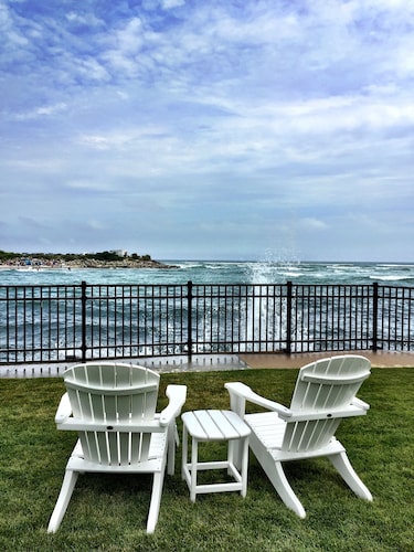 Marginal Way House Hotel