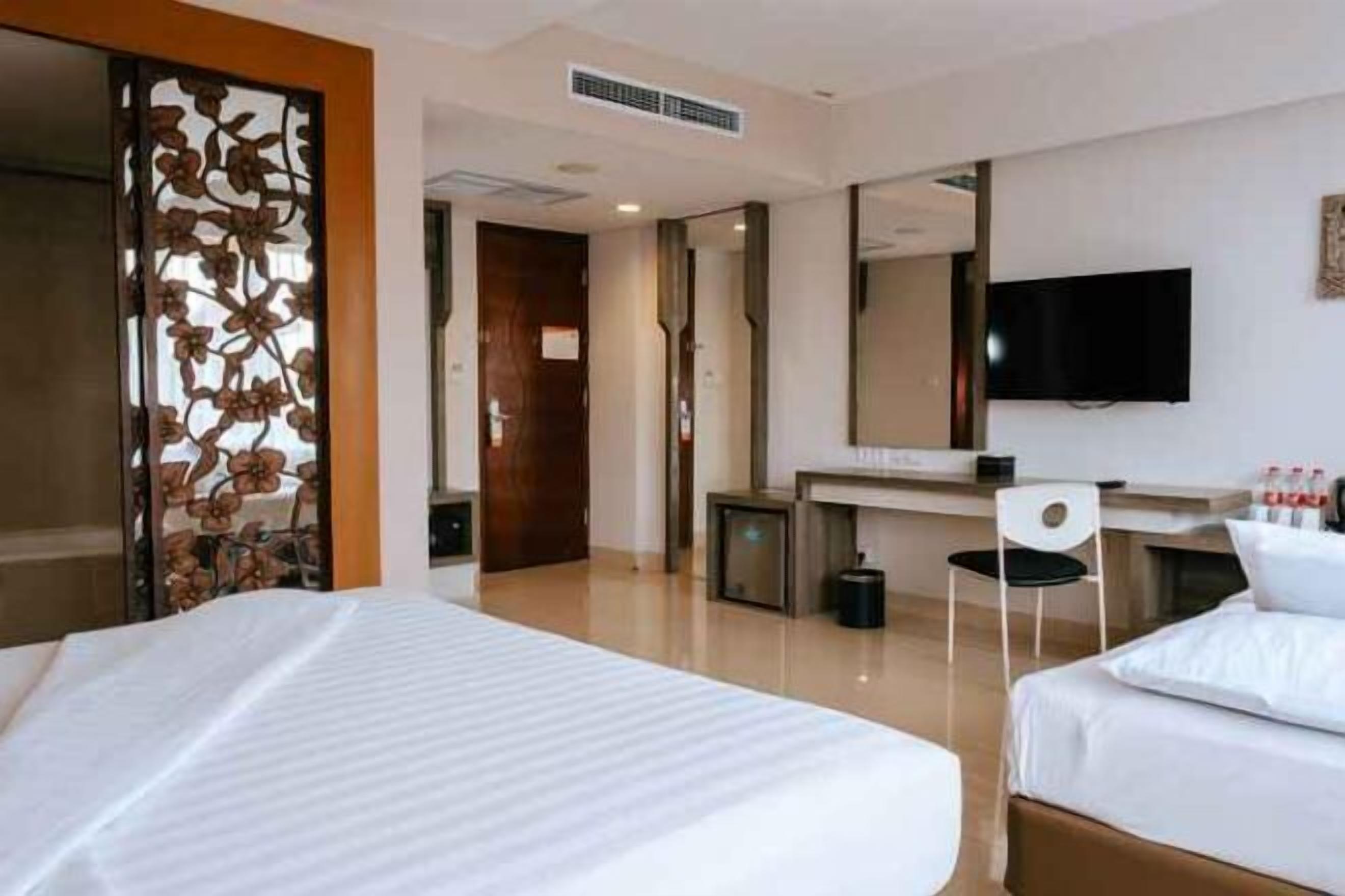 In-room safe, desk, blackout curtains, soundproofing