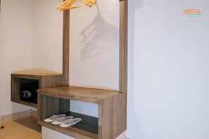 Kamar Keluarga | Brankas