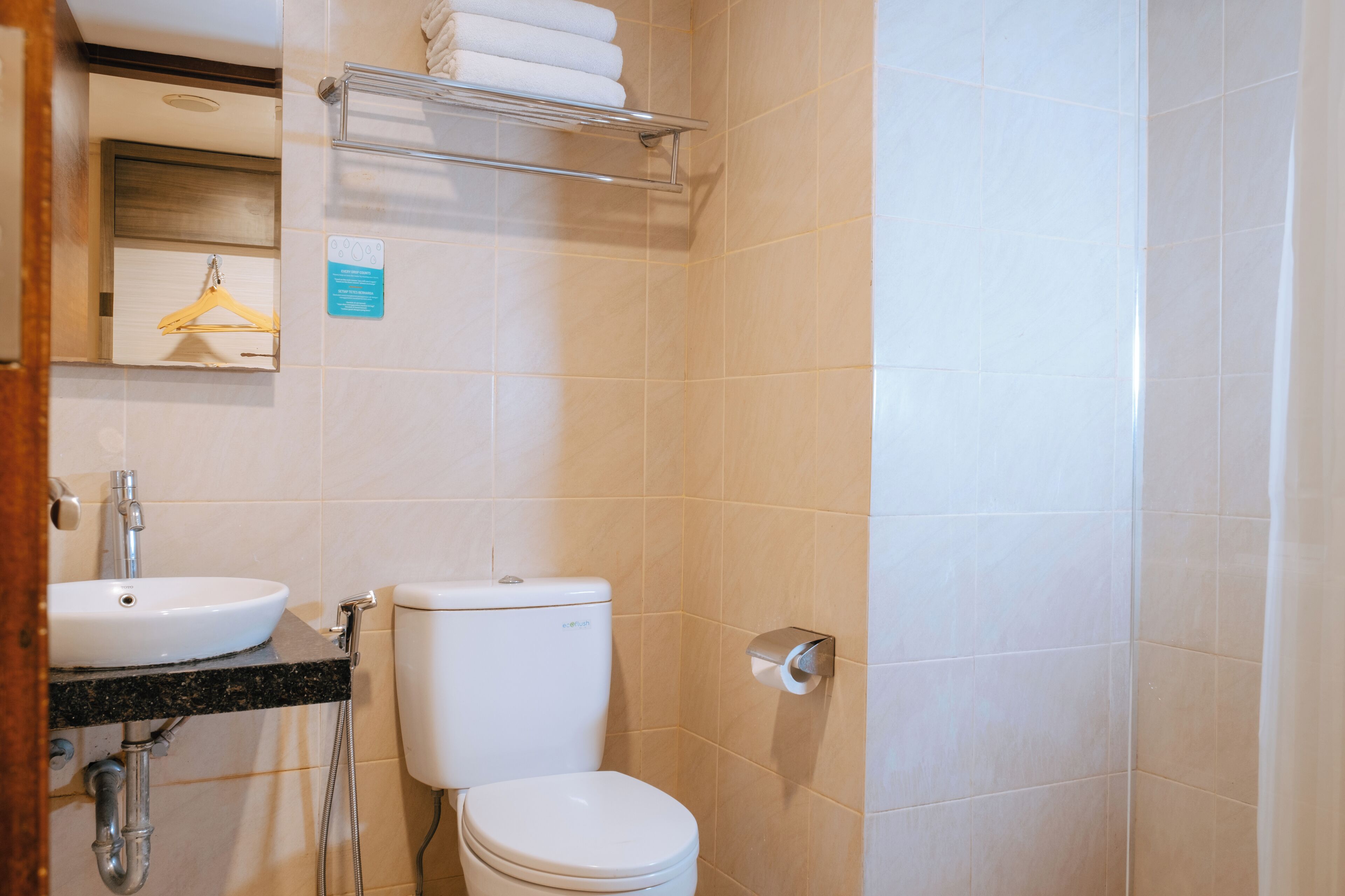 shower, free toiletries, hair dryer, slippers