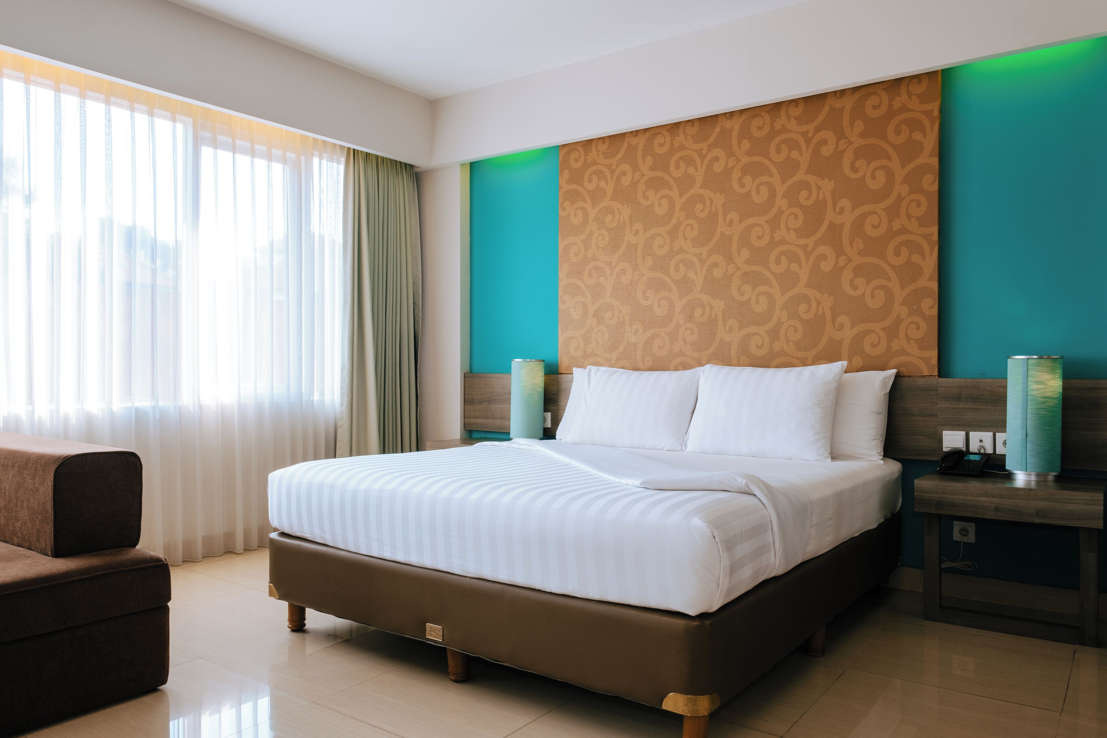 suite | 1 bedroom, minibar, in-room safe, desk