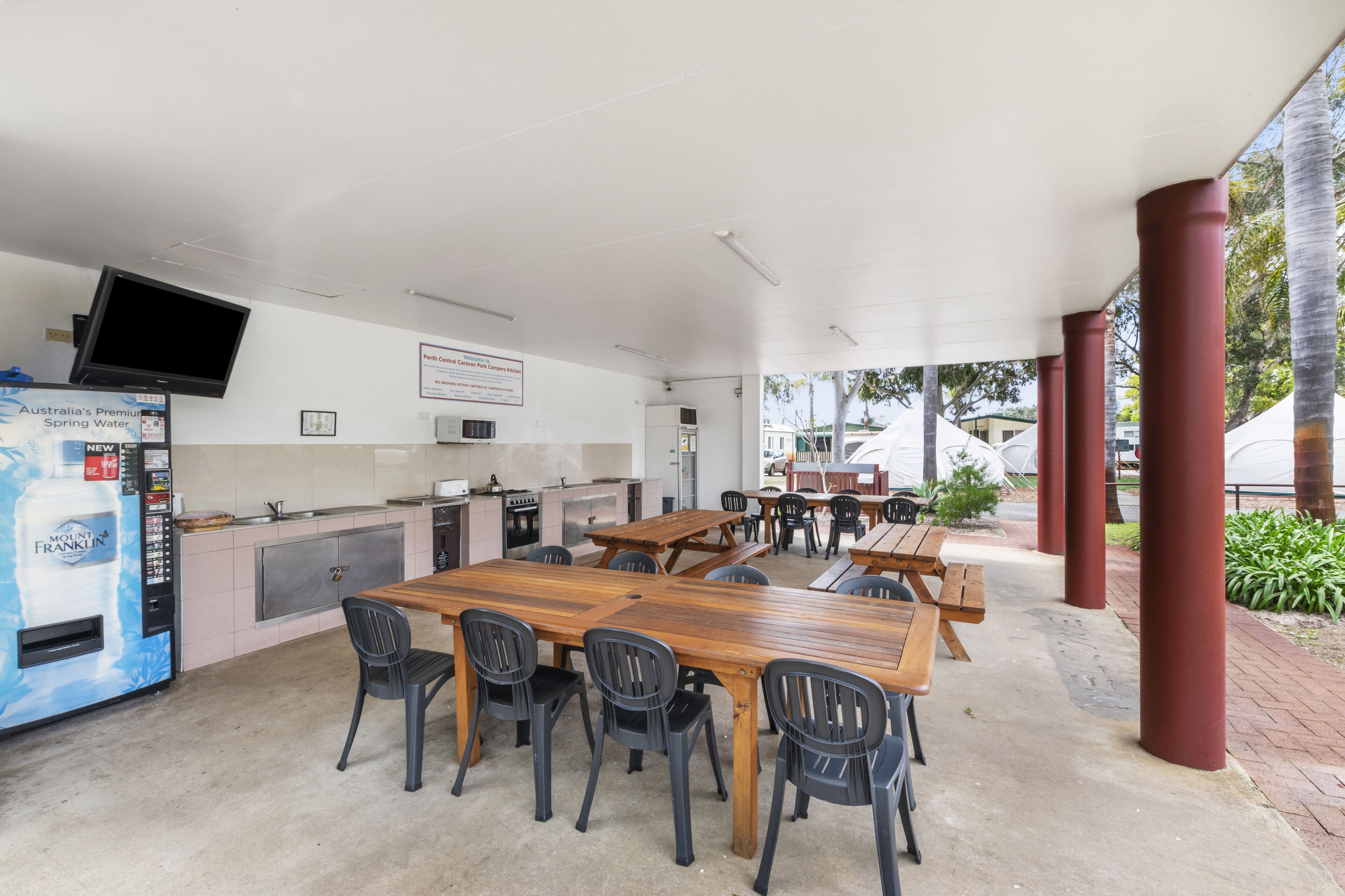 Central Caravan Park — image 23