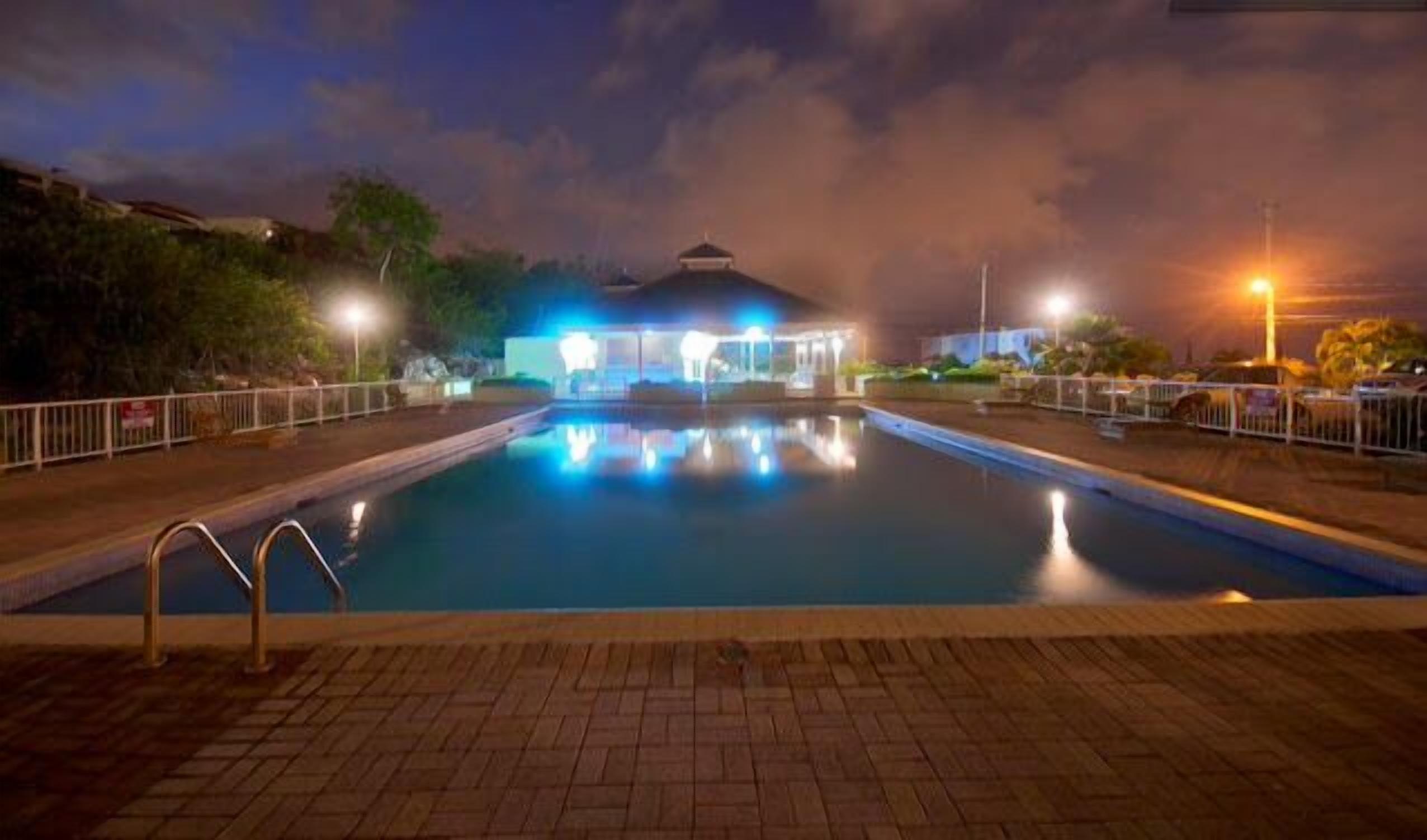 Alberca al aire libre 