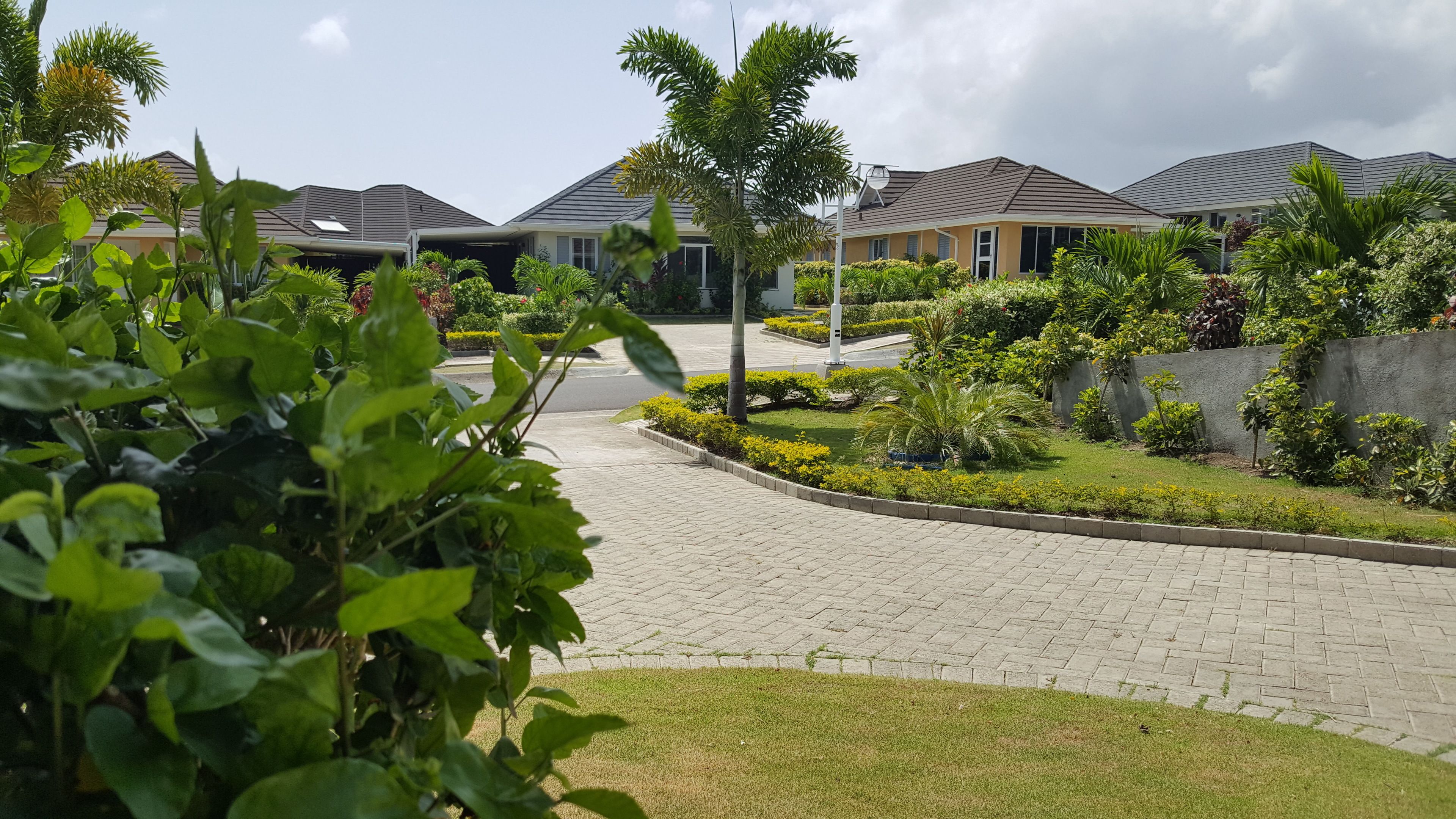 Family Villa, 3 Bedrooms, Garden View, Courtyard Area | Property grounds