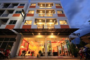 Front of property - evening/night - A Casa Di Luca Patong (Patong)