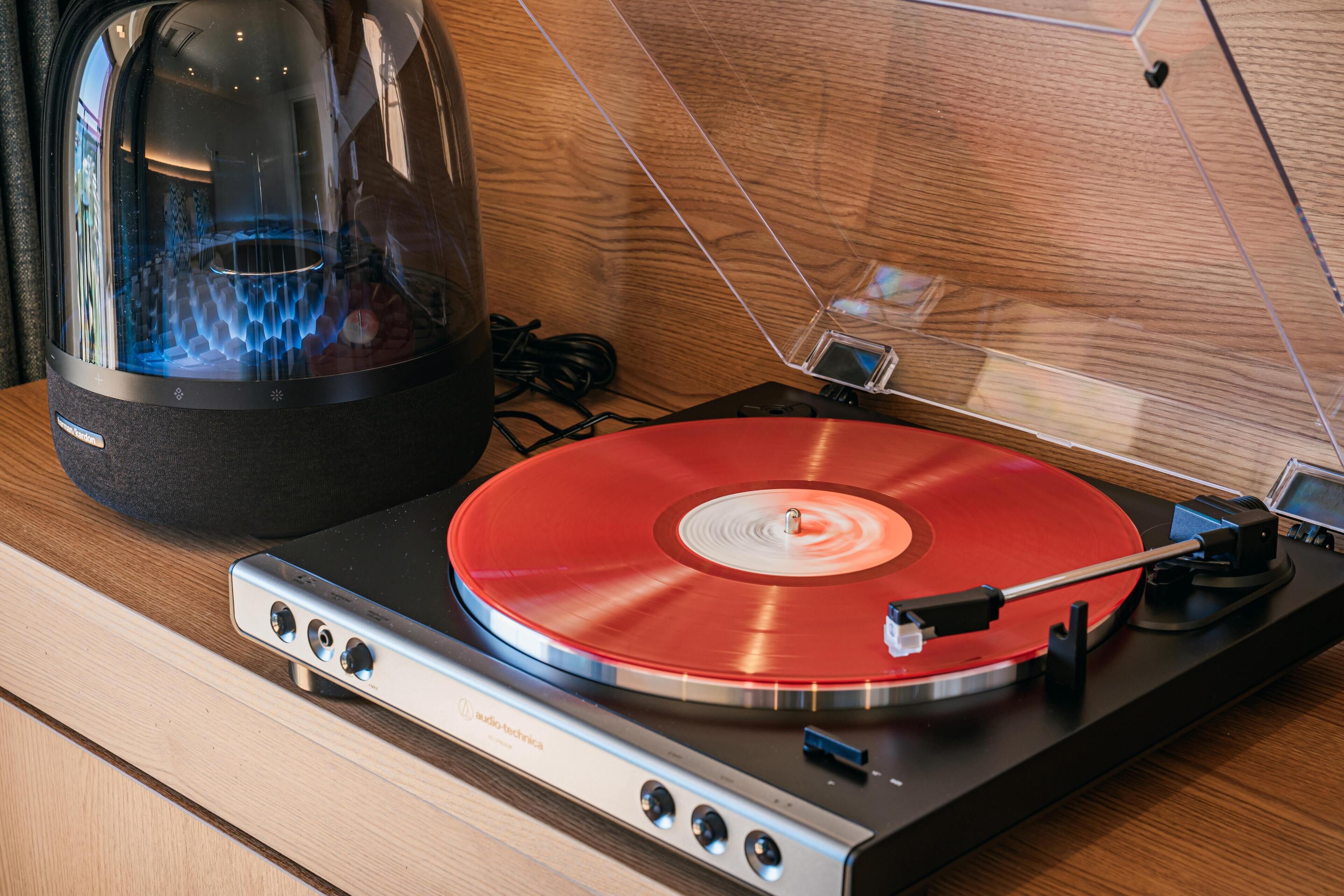 1 bedroom, premium bedding, down duvets, memory-foam beds