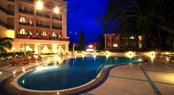 Outdoor pool