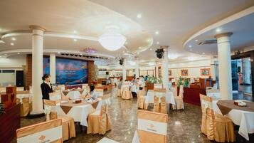 Esmorzar diari d'estil bufet (de pagament)