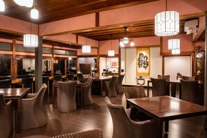 Ryokan dining - Nagomi no Yado Kakujoro (Tahara)