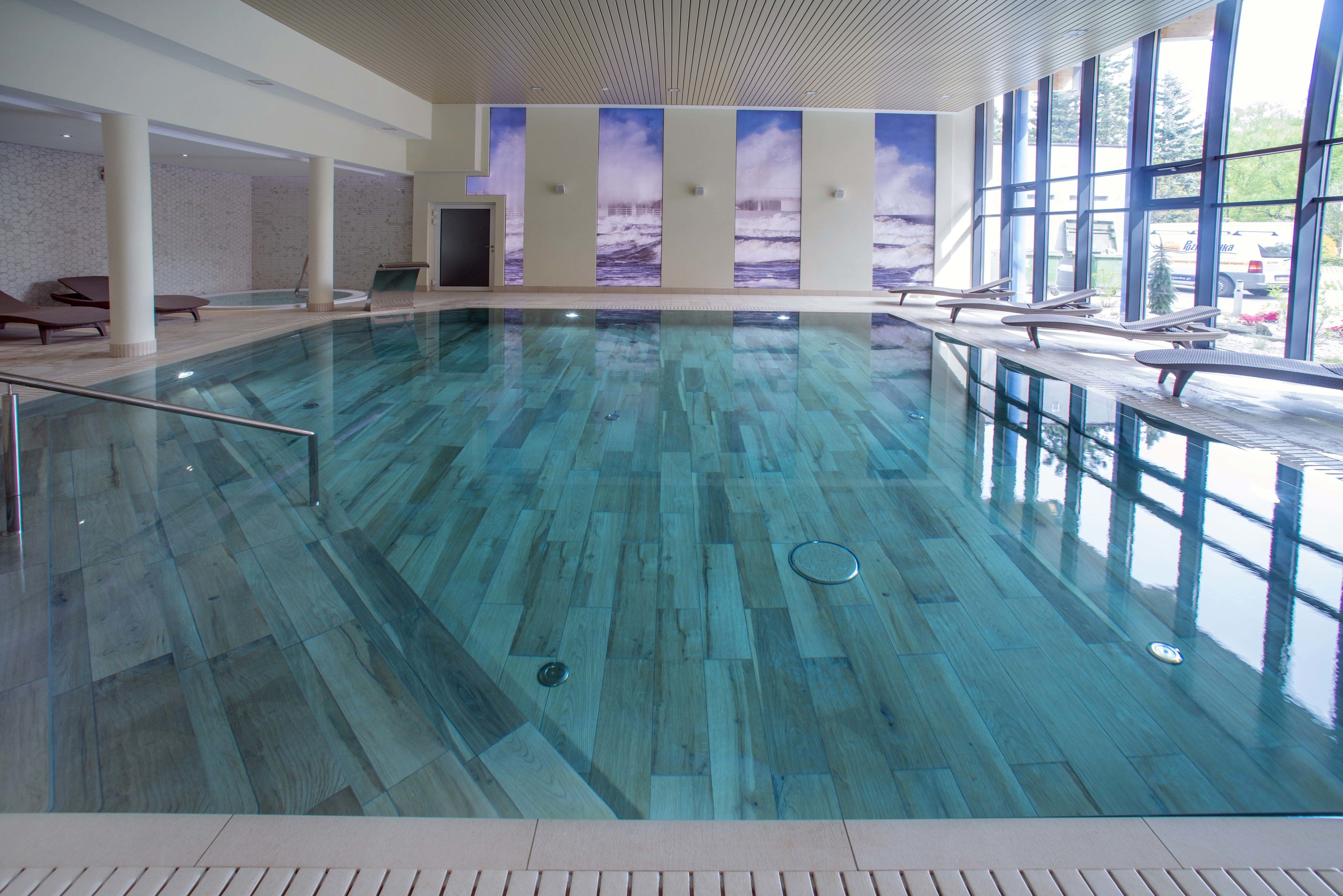 indoor pool, open 8:00 am to 7:00 pm, pool loungers