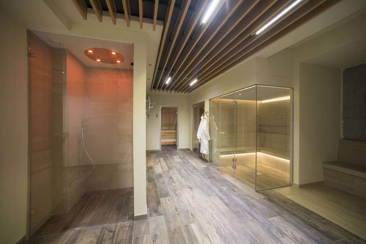 couples treatment room(s), turkish bath/hammam, body treatments