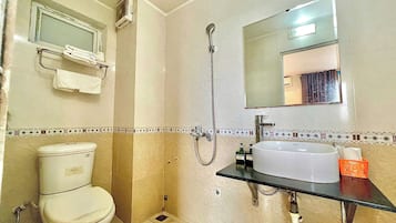 Shower, free toiletries, hair dryer, slippers