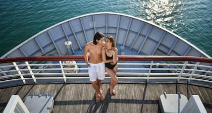 Paradise Elegance Cruise