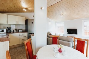 Cottage ("Roma" Międzyzdroje ul.Polna 23 a) | Living room - OW Gromada Apartamenty (Miedzyzdroje)
