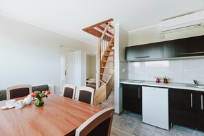 Cottage ("Akwarius" Międzyzdroje ul.Polna 23 a) | Private kitchen - OW Gromada Apartamenty (Miedzyzdroje)
