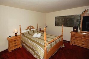 House, 3 Bedrooms | 3 bedrooms, free WiFi - 2530 Talbot Avenue (South Lake Tahoe)