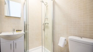 公寓, 3 間臥室 | 浴室 | 花灑/浴缸組合、免費梳洗用品