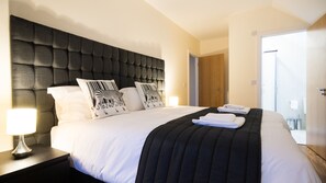Apartment, 3 Schlafzimmer | Zimmersafe, Schreibtisch, Bügeleisen/Bügelbrett, kostenlose Babybetten