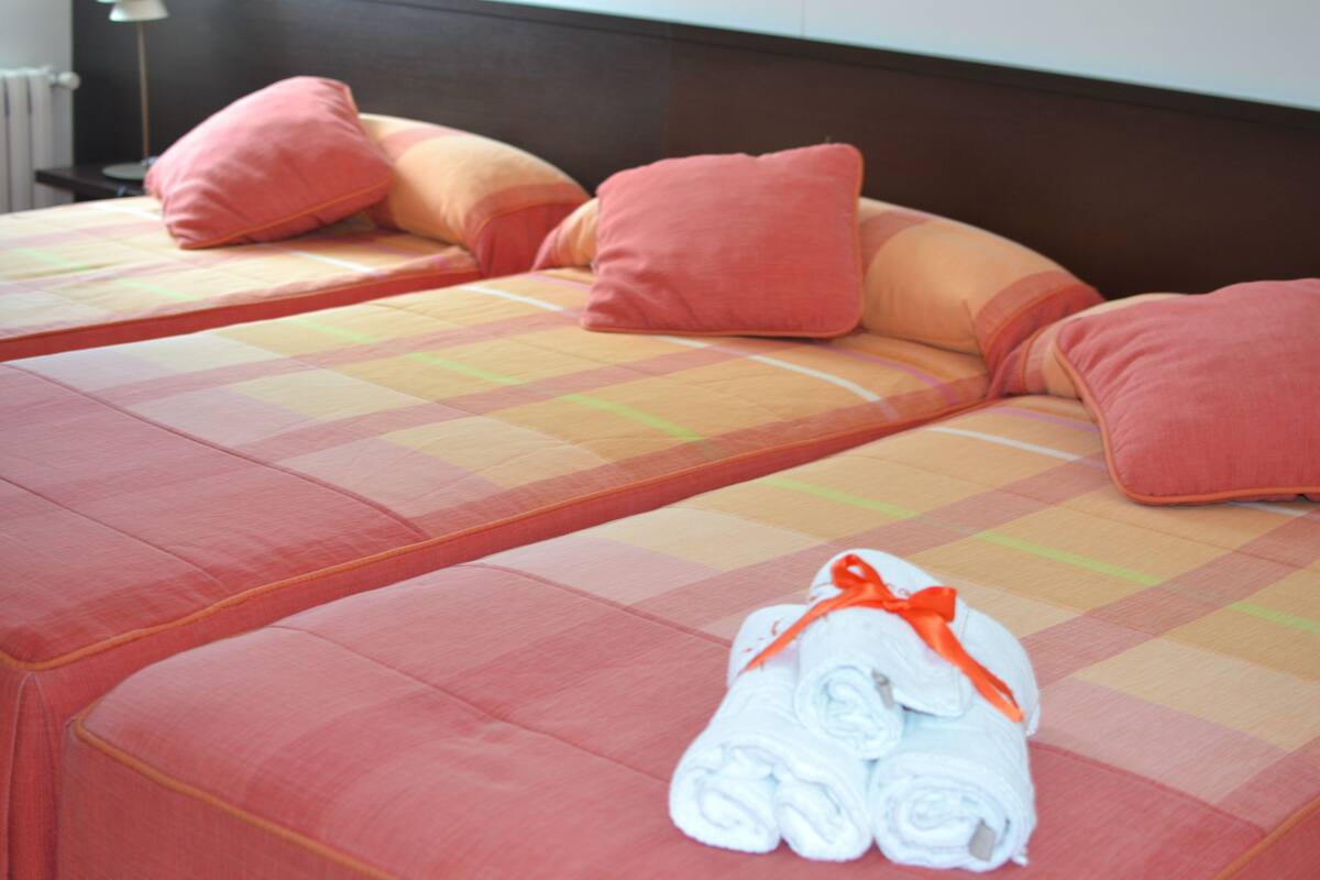 Blackout curtains, free cots/infant beds, free WiFi