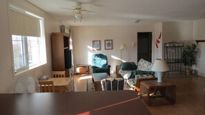 Loft | Living area - Lazy M Lodge (Caroline)