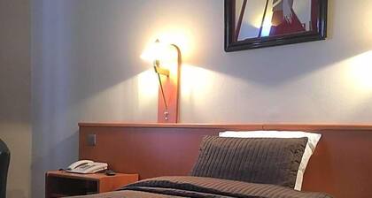 Hotel The New Fox