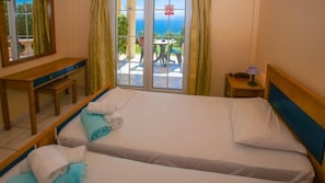 Estúdio, vista para o mar | Cofres nos quartos, berços grátis, Wi-Fi de cortesia