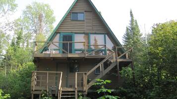 Cabin (5)