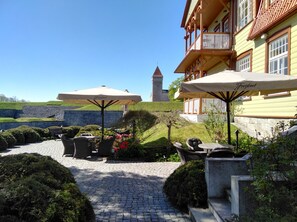 Terrace/patio - Ekesparre Boutique Hotel (Kuressaare)