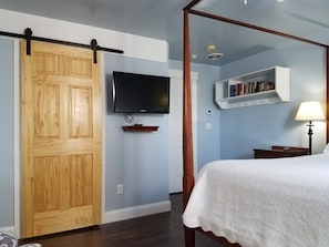 Quarto, 1 cama Queen | Roupas de cama premium, individualmente decorados