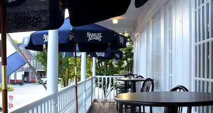 Tilton Inn