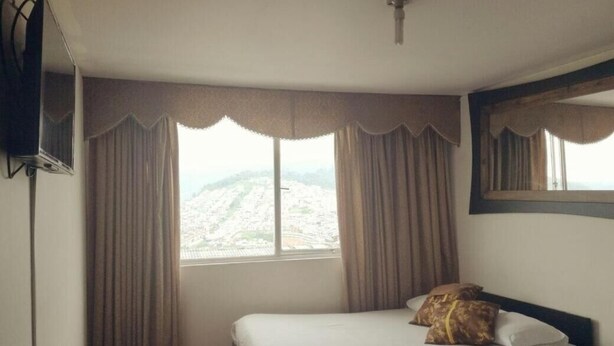 Ropa de cama de alta calidad, escritorio, tabla de planchar con plancha