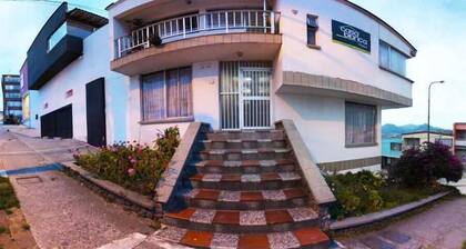 Casa Blanca Hostal Manizales - Hostel