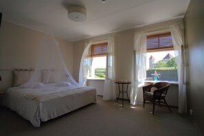 Deluxe Double or Twin Room | Desk, soundproofing, cribs/infant beds, free WiFi - Kuursaal Guesthouse (Kuressaare)