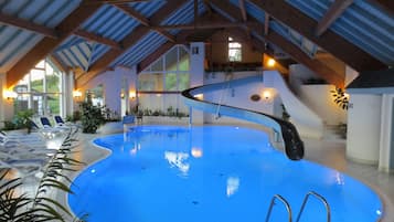 Indoor pool, outdoor pool