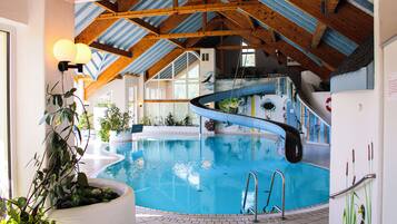 Exercise/lap pool