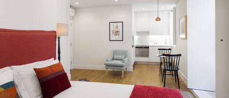 Studio | Zimmersafe, individuell dekoriert, individuell eingerichtet