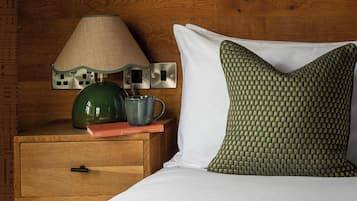 Signature Double or Twin Room | Laptop workspace, free WiFi, bed sheets, wheelchair access