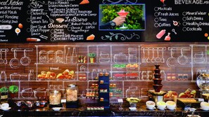 Daily buffet breakfast for a fee - Mercure Jakarta Cikini (Jakarta)