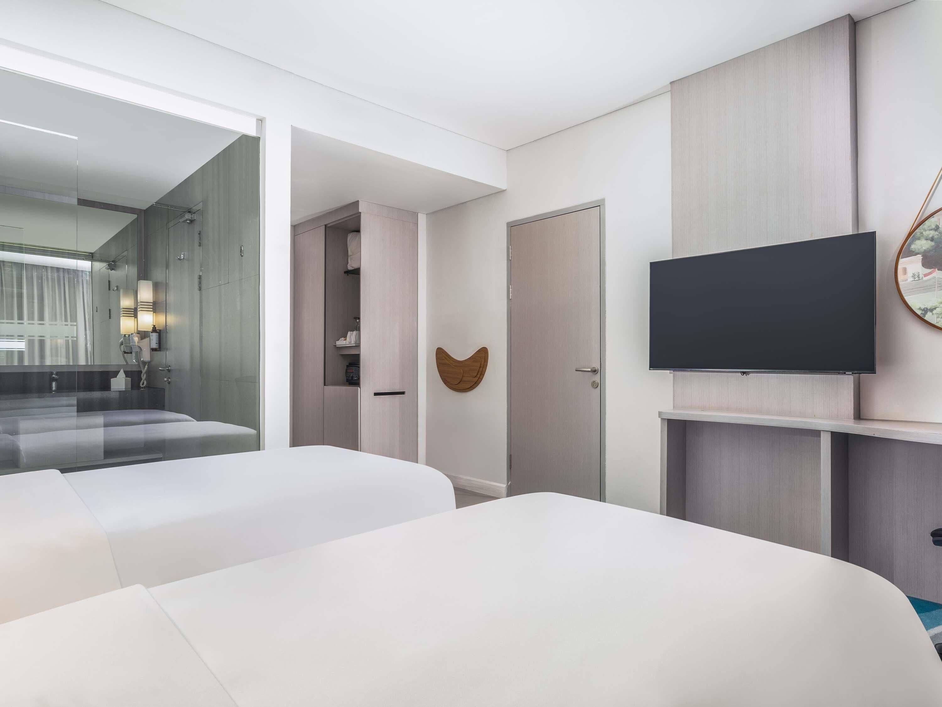 Minibar, in-room safe, desk, soundproofing