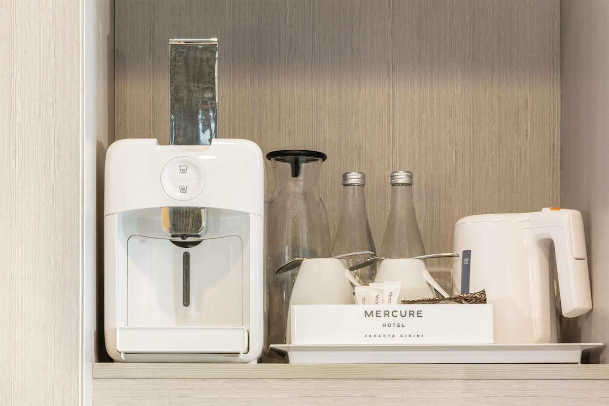 Minibar, in-room safe, desk, soundproofing