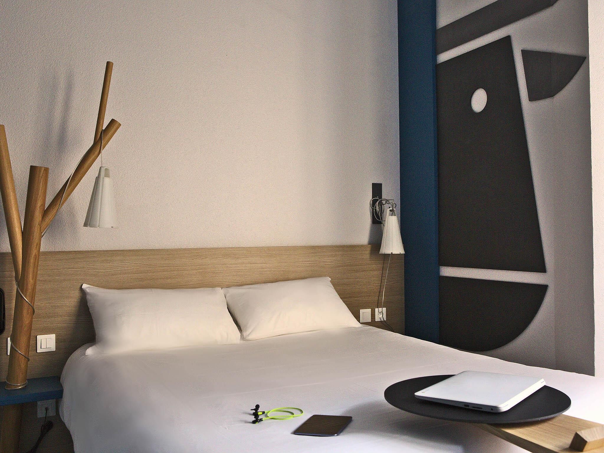 Quarto standard, 1 cama de solteiro | Roupas de cama premium, escrivaninha, espaço de trabalho para notebook