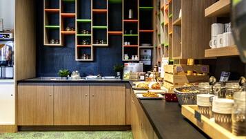 FrĂŒhstĂŒck gegen GebĂŒhr