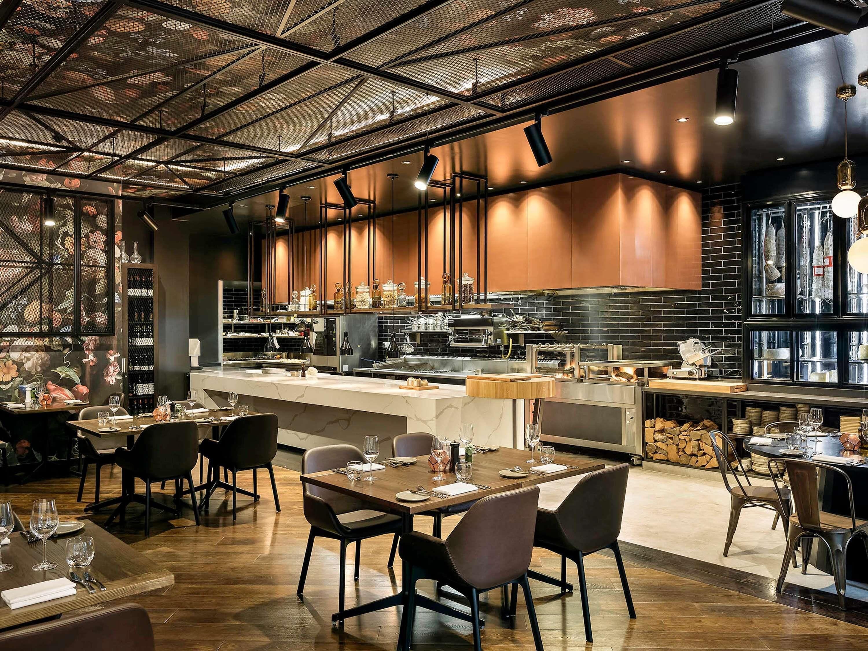 Se sirven desayunos, almuerzos, cenas y cocina internacional 