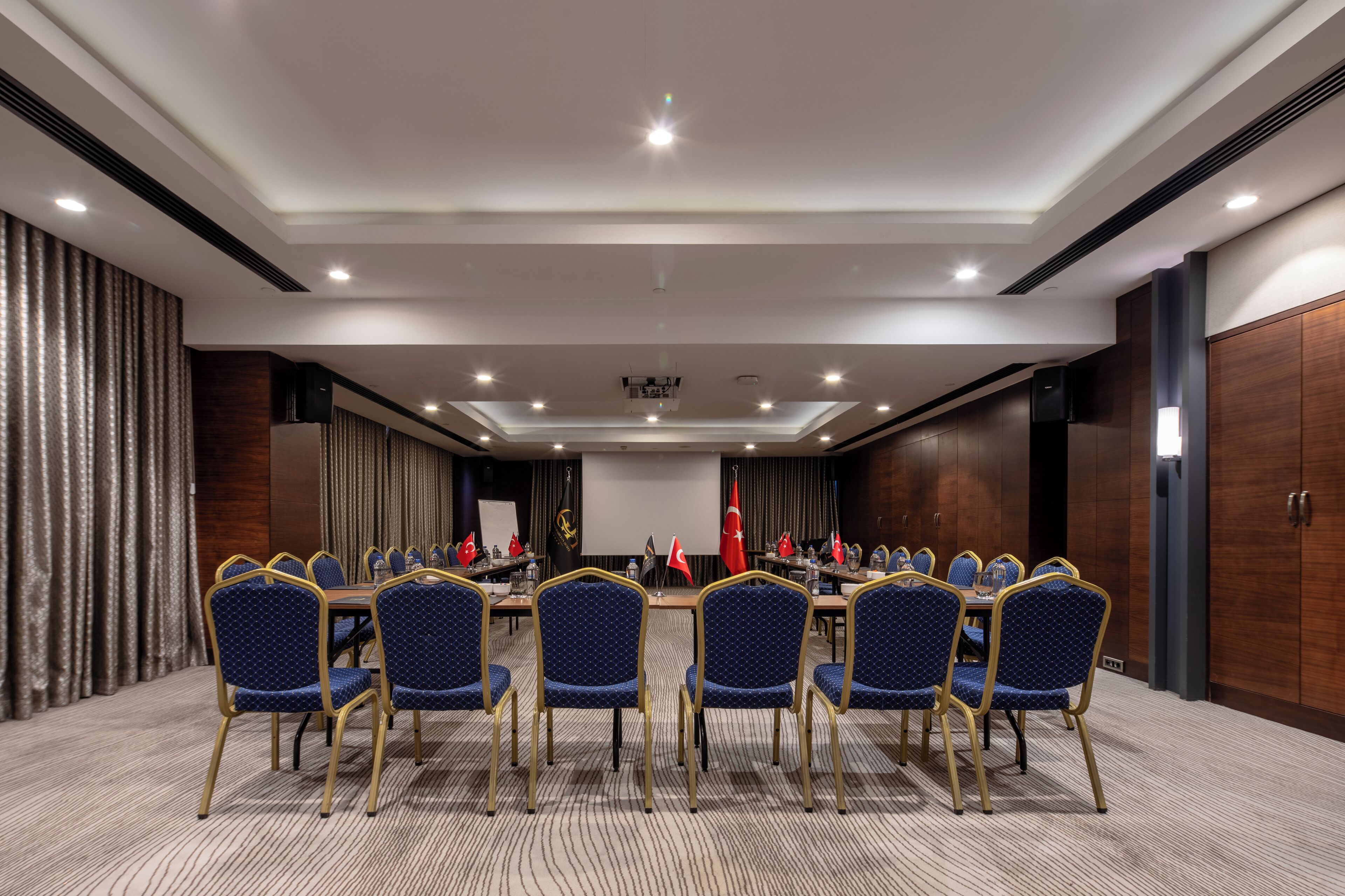 Meeting facility