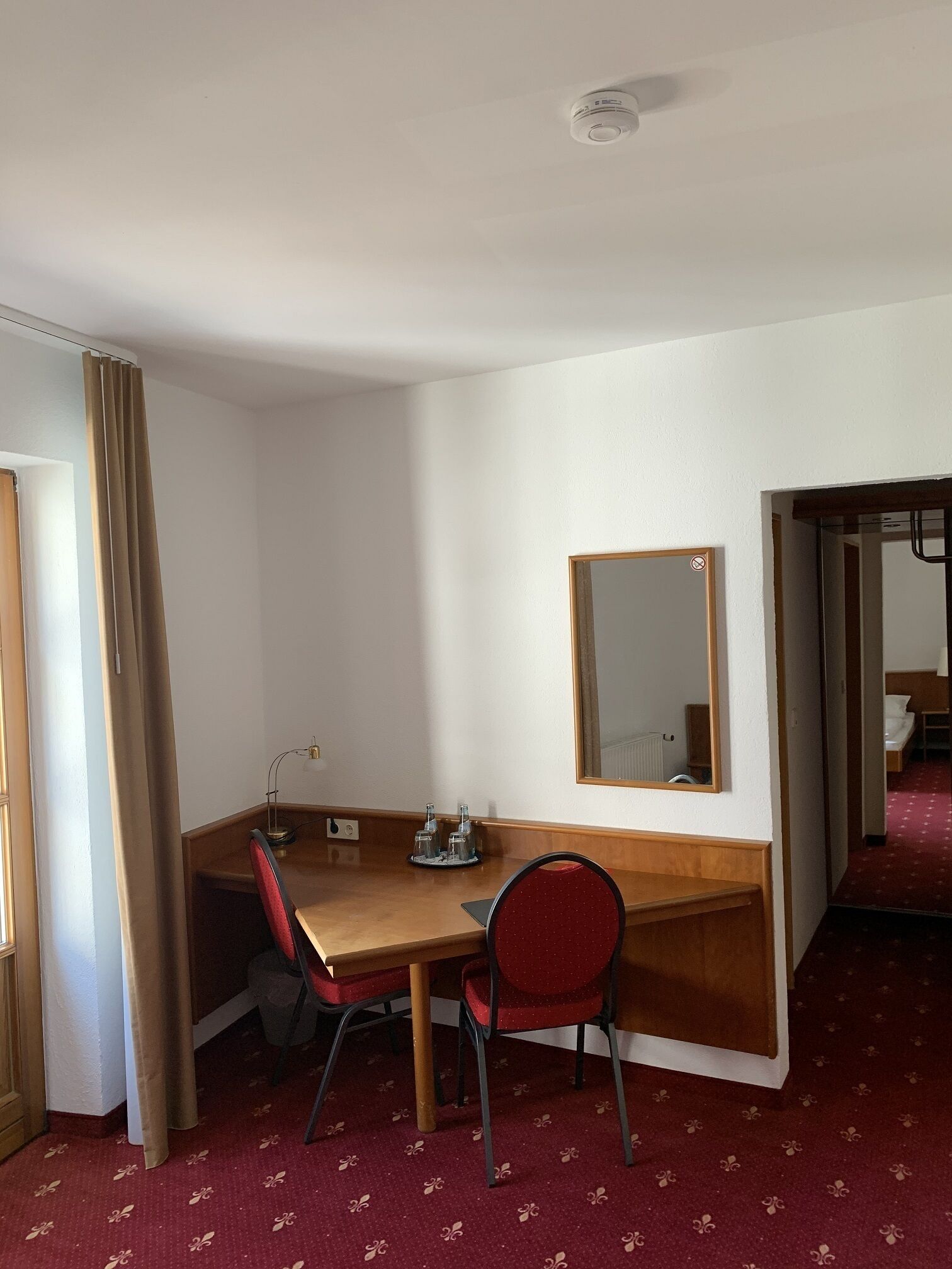 double room | living room | 22-inch flat-screen tv with satellite channels, tv